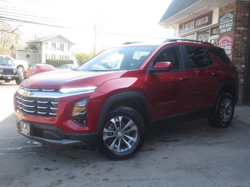 Used 2025 Chevrolet Equinox LT w/ Convenience Package II AWD/4WD image 31
