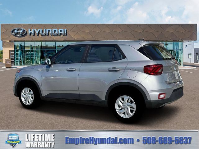 New 2026 Hyundai Venue SE FWD image 4