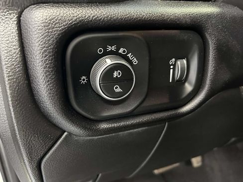 Used 2024 RAM 2500 Big Horn AWD/4WD image 22