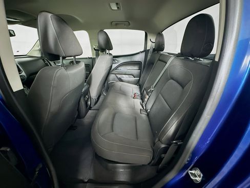 Used 2019 Chevrolet Colorado LT RWD image 25