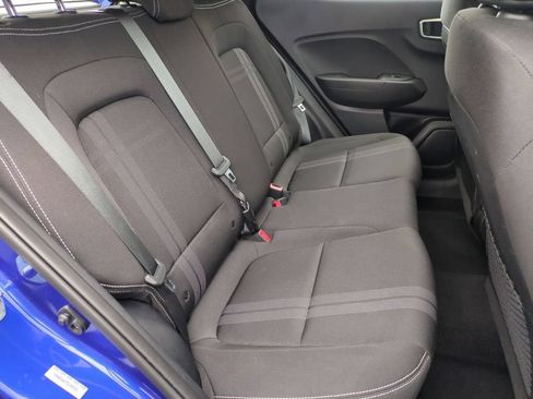 Used 2025 Hyundai Venue SEL FWD image 24