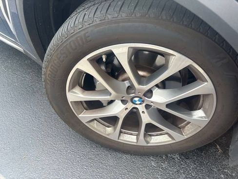 Used 2023 BMW X5 xDrive40i w/ Climate Comfort Package AWD/4WD image 4