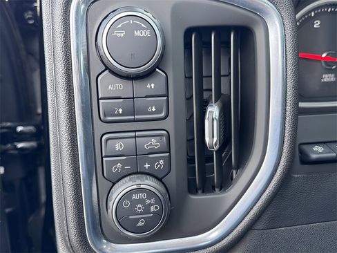 Used 2020 Chevrolet Silverado 2500 High Country image 41