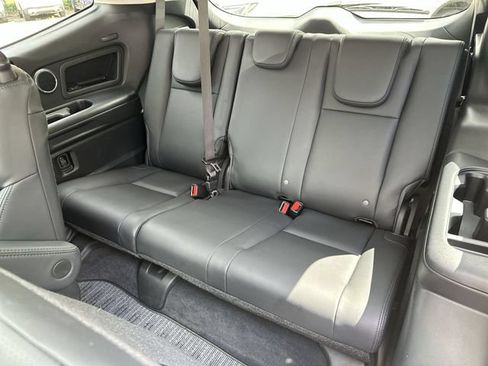 Used 2025 Subaru Ascent Bronze Edition AWD/4WD image 24