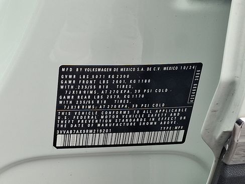 Certified 2024 Volkswagen Tiguan Wolfsburg Edition image 29