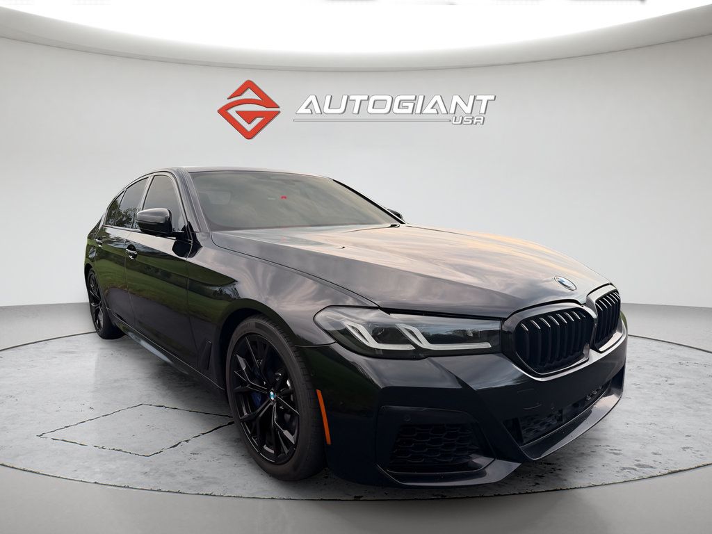 Used 2021 BMW M550i xDrive w/ Executive Package AWD/4WD image 5