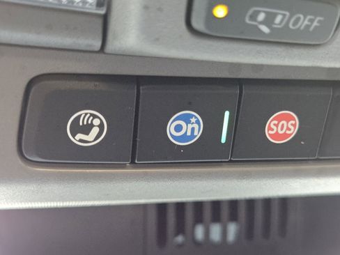 Used 2023 Chevrolet Silverado 1500 RST w/ Z71 Off-Road Package image 35