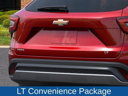 New 2026 Chevrolet Trax LT image 14