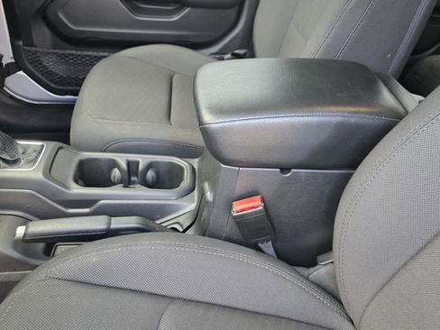 Used 2023 Jeep Wrangler Willys image 8