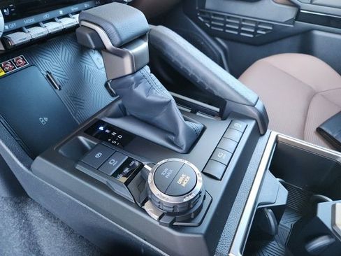 New 2026 Toyota 4Runner Limited image 18