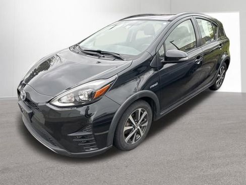 Used 2018 Toyota Prius C Three FWD image 2