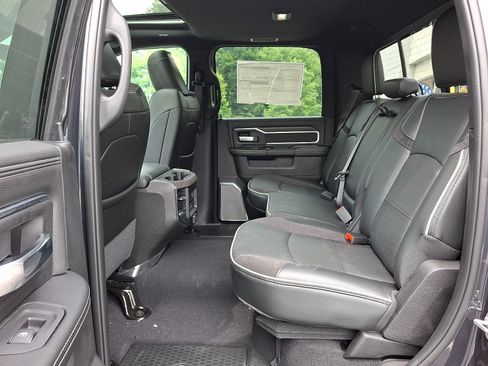 New 2026 RAM 2500 Laramie AWD/4WD image 6