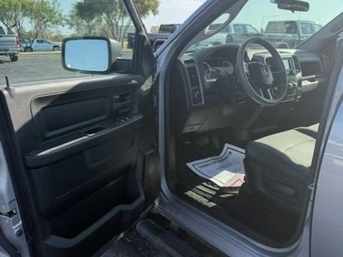 Used 2021 RAM 1500 Tradesman w/ Chrome Plus Package RWD image 10