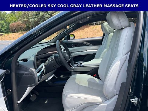 Used 2024 Cadillac Lyriq Sport AWD/4WD image 5
