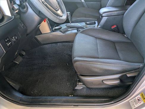 Used 2015 Toyota RAV4 XLE FWD image 15