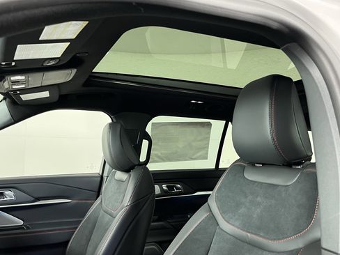 New 2026 Ford Explorer ST w/ Sun And Sound Package image 18