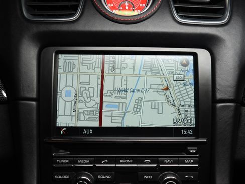 Used 2016 Porsche Boxster Spyder RWD image 23