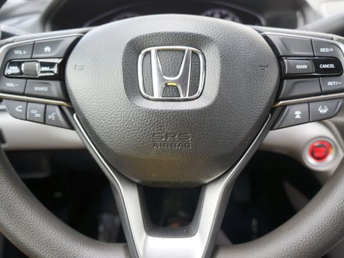 Used 2019 Honda Accord LX image 40