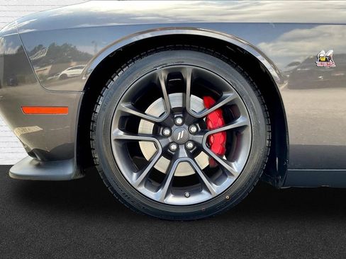 Used 2022 Dodge Challenger R/T Scat Pack w/ Plus Package RWD image 29