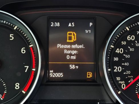 Used 2015 Volkswagen GTI SE image 7