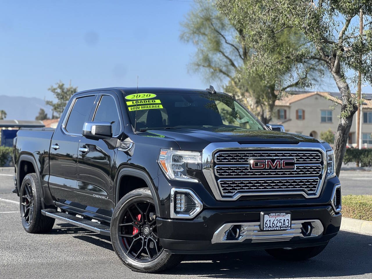 Used 2020 GMC Sierra 1500 Denali RWD image 2