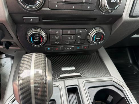 Used 2018 Ford F150 Raptor w/ Equipment Group 802A Luxury AWD/4WD image 21