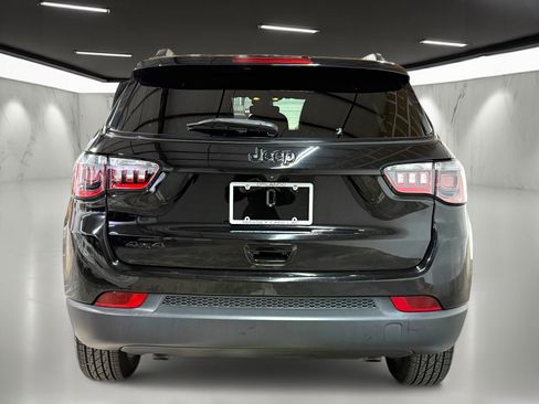 Used 2023 Jeep Compass Altitude image 10