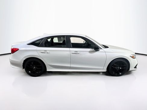 Used 2023 Honda Civic Sport image 4