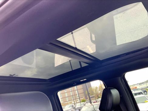 Used 2021 Ford F150 Lariat w/ Equipment Group 502A High image 14