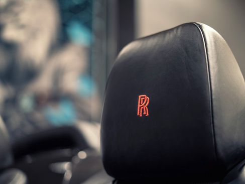 Used 2019 Rolls-Royce Dawn image 38