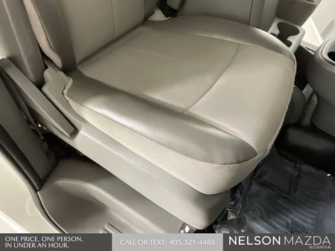 Used 2021 Nissan NV 2500 SV w/ Navigation Package RWD image 23
