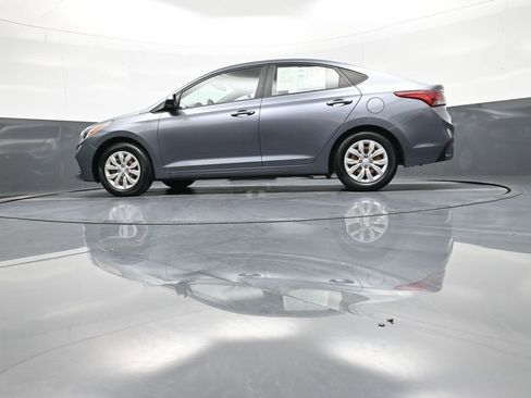 Used 2019 Hyundai Accent SE image 32