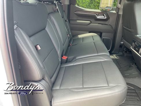 Used 2026 GMC Sierra 1500 SLT w/ SLT Premium Plus Package AWD/4WD image 16