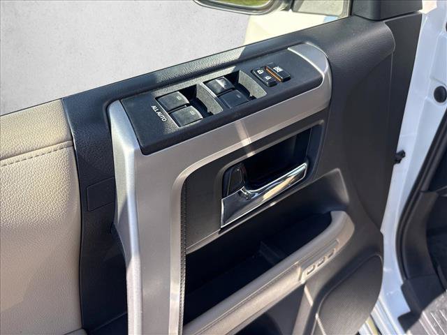 Used 2017 Toyota 4Runner Limited RWD image 12