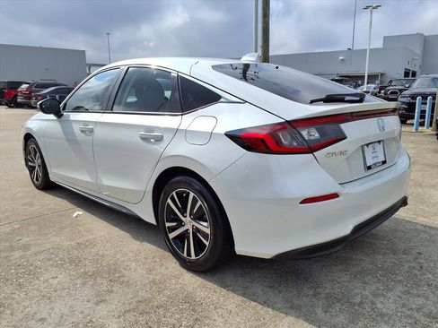 Used 2023 Honda Civic LX image 3