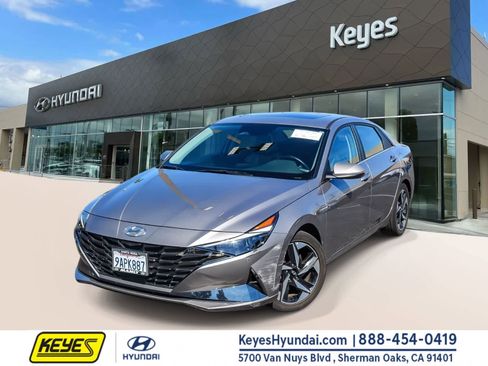 Used 2022 Hyundai Elantra Limited image 1