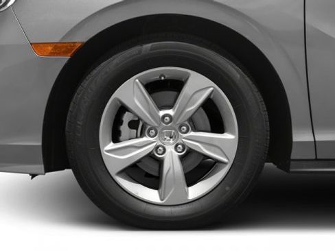 Used 2018 Honda Odyssey EX-L image 12