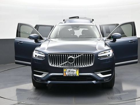 Used 2023 Volvo XC90 B6 Ultimate w/ Protection Package Premier AWD/4WD image 38