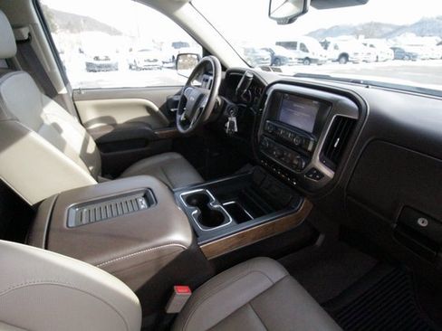 Used 2017 Chevrolet Silverado 1500 LTZ w/ Sport Package image 27