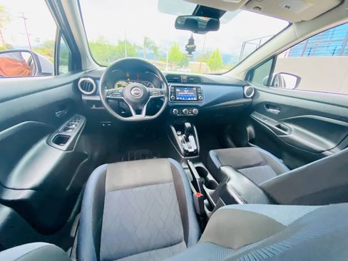 Used 2023 Nissan Versa SV FWD image 18