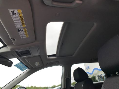 Certified 2024 Honda CR-V EX image 17