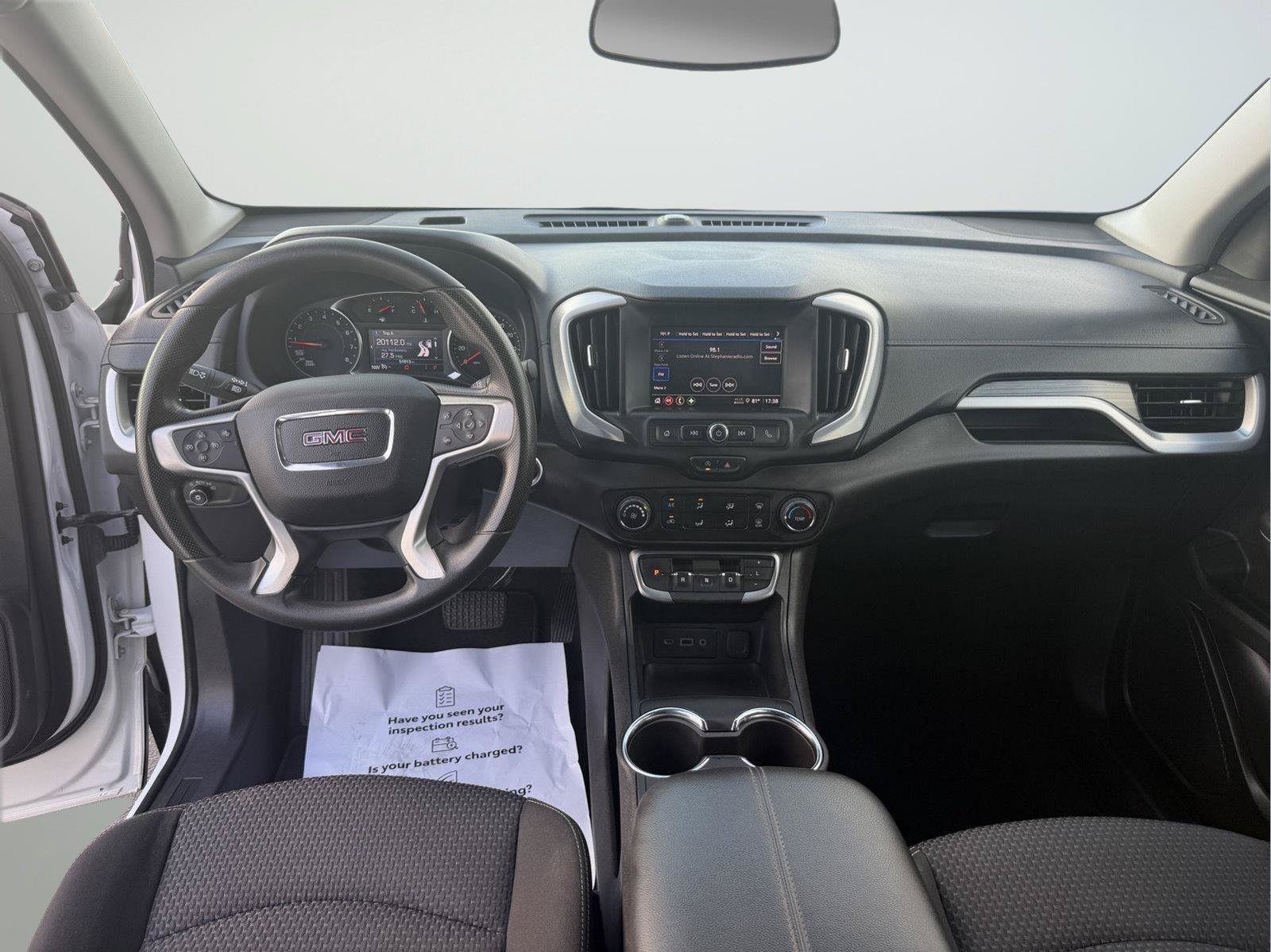 Used 2024 GMC Terrain SLE AWD/4WD image 16