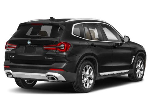 Used 2022 BMW X3 sDrive30i w/ M Sport Package 2 RWD image 6