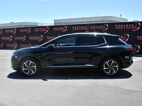 Used 2025 Chevrolet Equinox EV LT FWD image 4