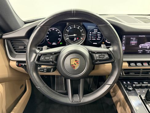 Certified 2021 Porsche 911 Carrera 4S image 41