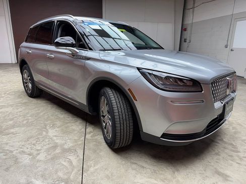 Used 2022 Lincoln Corsair AWD w/ Equipment Group 101A image 5