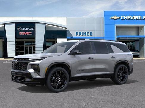 New 2026 Chevrolet Traverse RS w/ LPO, Floor Liner Package FWD image 40