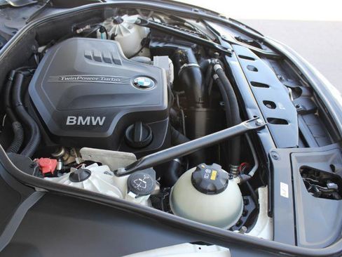 Used 2016 BMW 528i Sedan RWD image 46