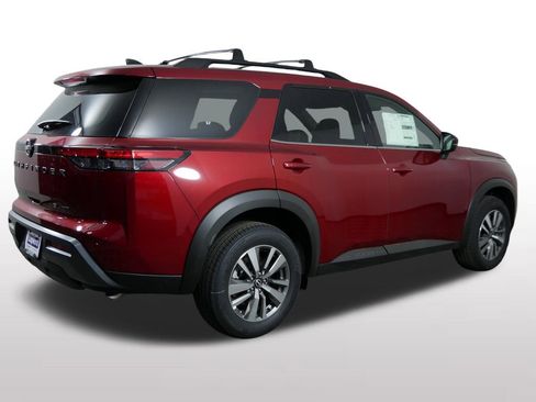 New 2026 Nissan Pathfinder SL AWD/4WD image 10