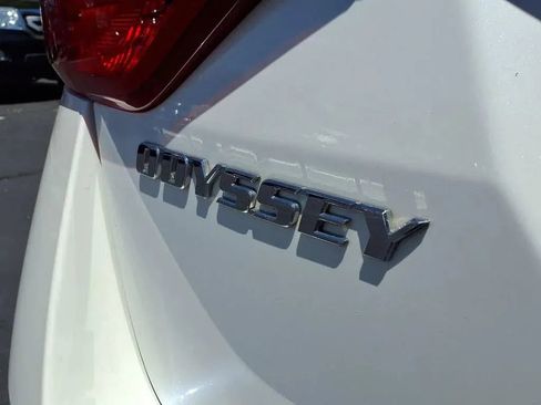 Used 2012 Honda Odyssey Touring Elite image 7